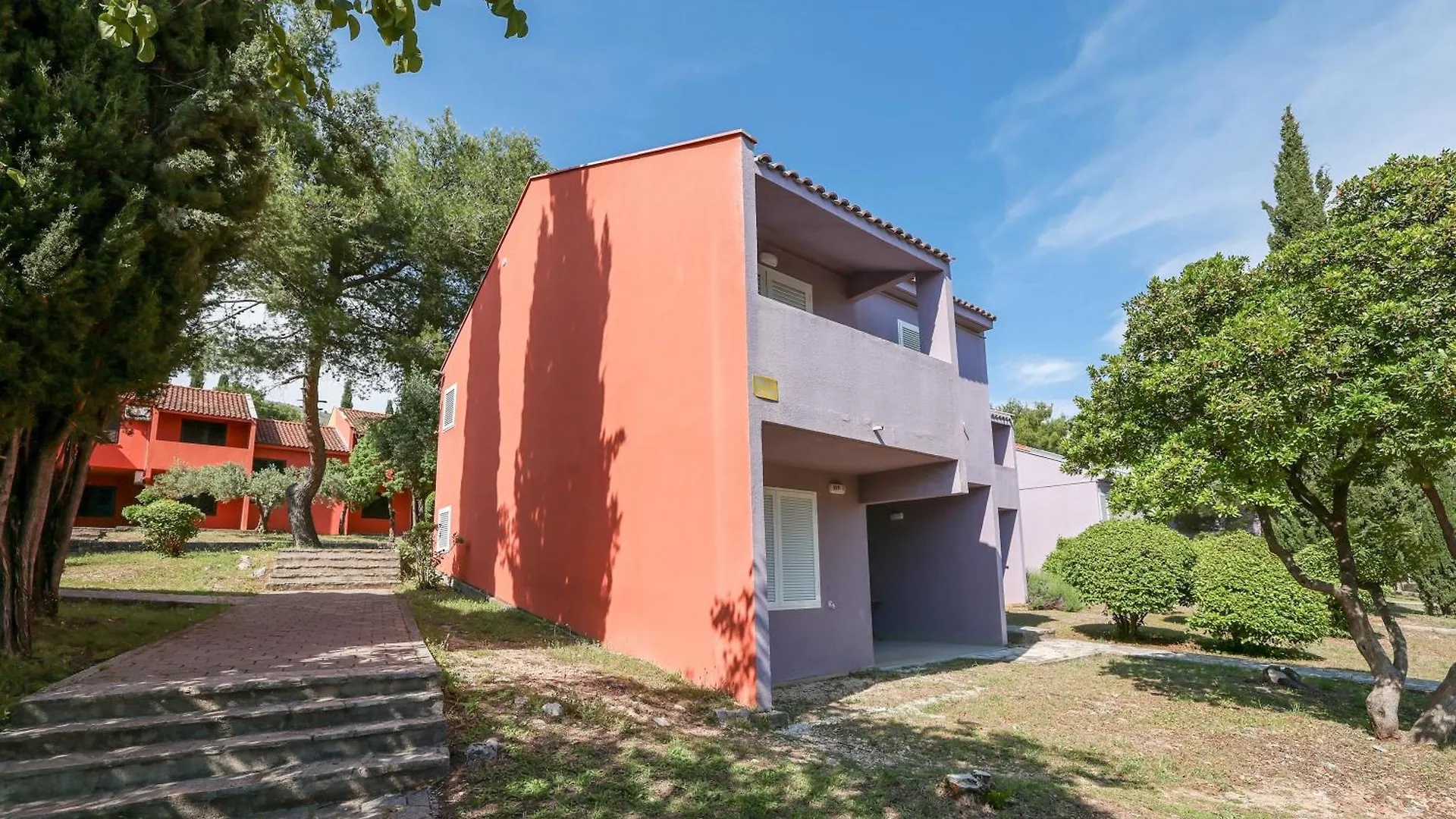 Apartments Medena Trogir 0*,