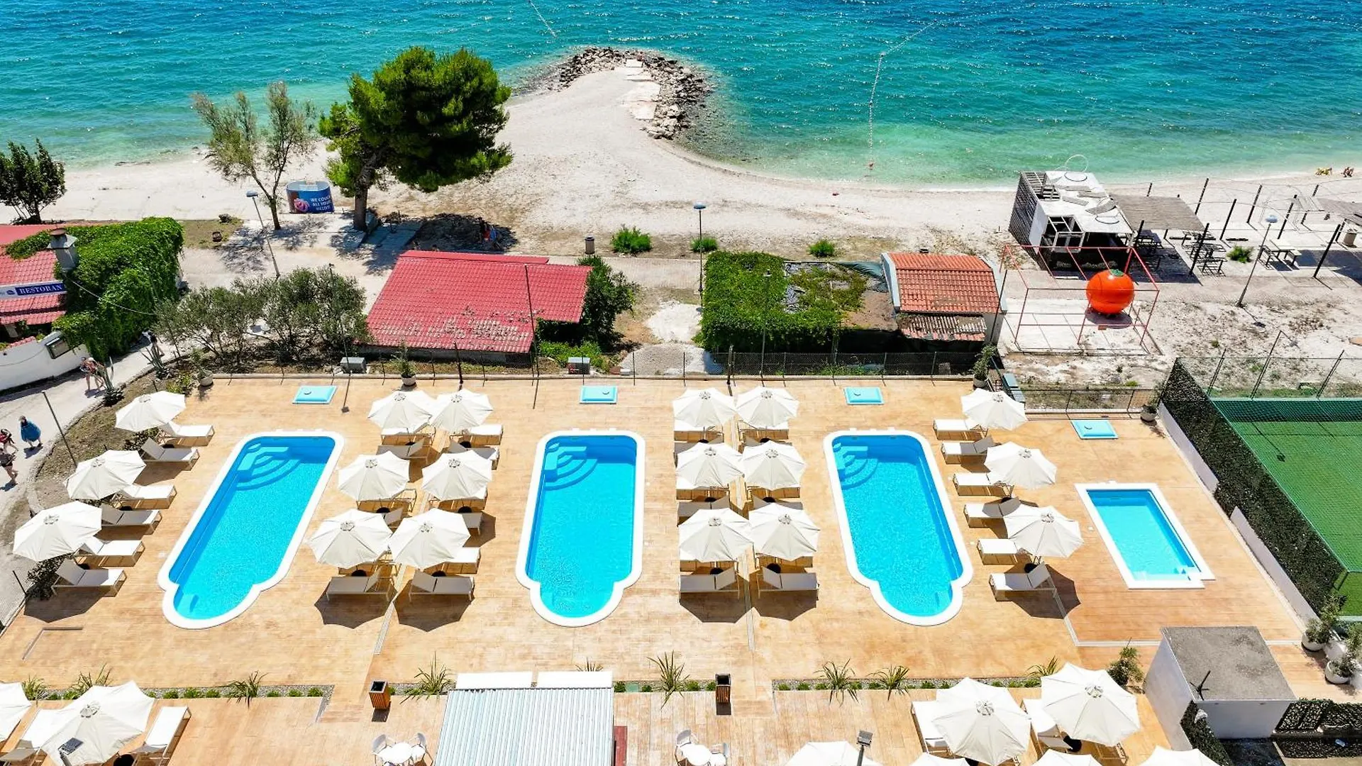 Apartments Medena Trogir 0*,